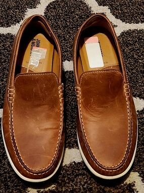 Johnston & Murphy Men's Brown Leather Slip-On Loafers